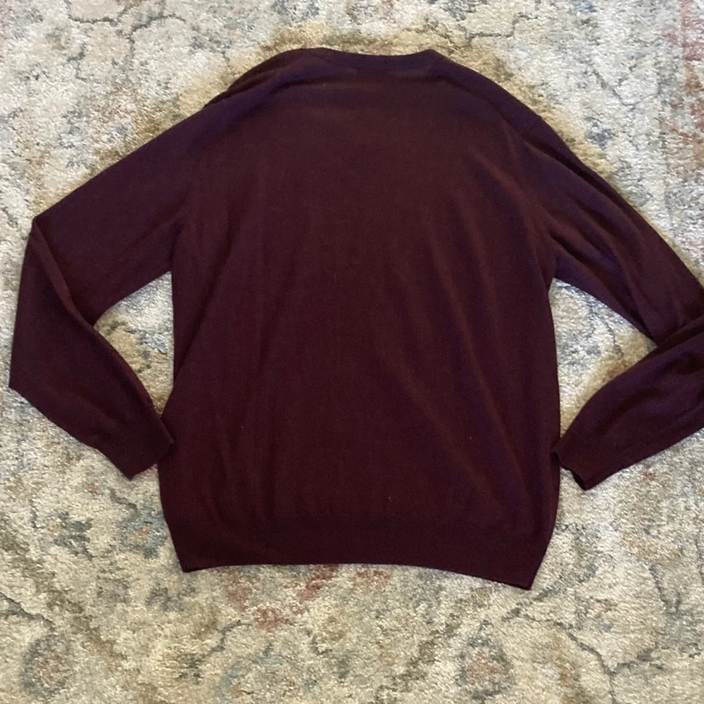 Jos. A. Bank Men's V-Neck Sweater - Deep Burgundy - Picture 4 of 4